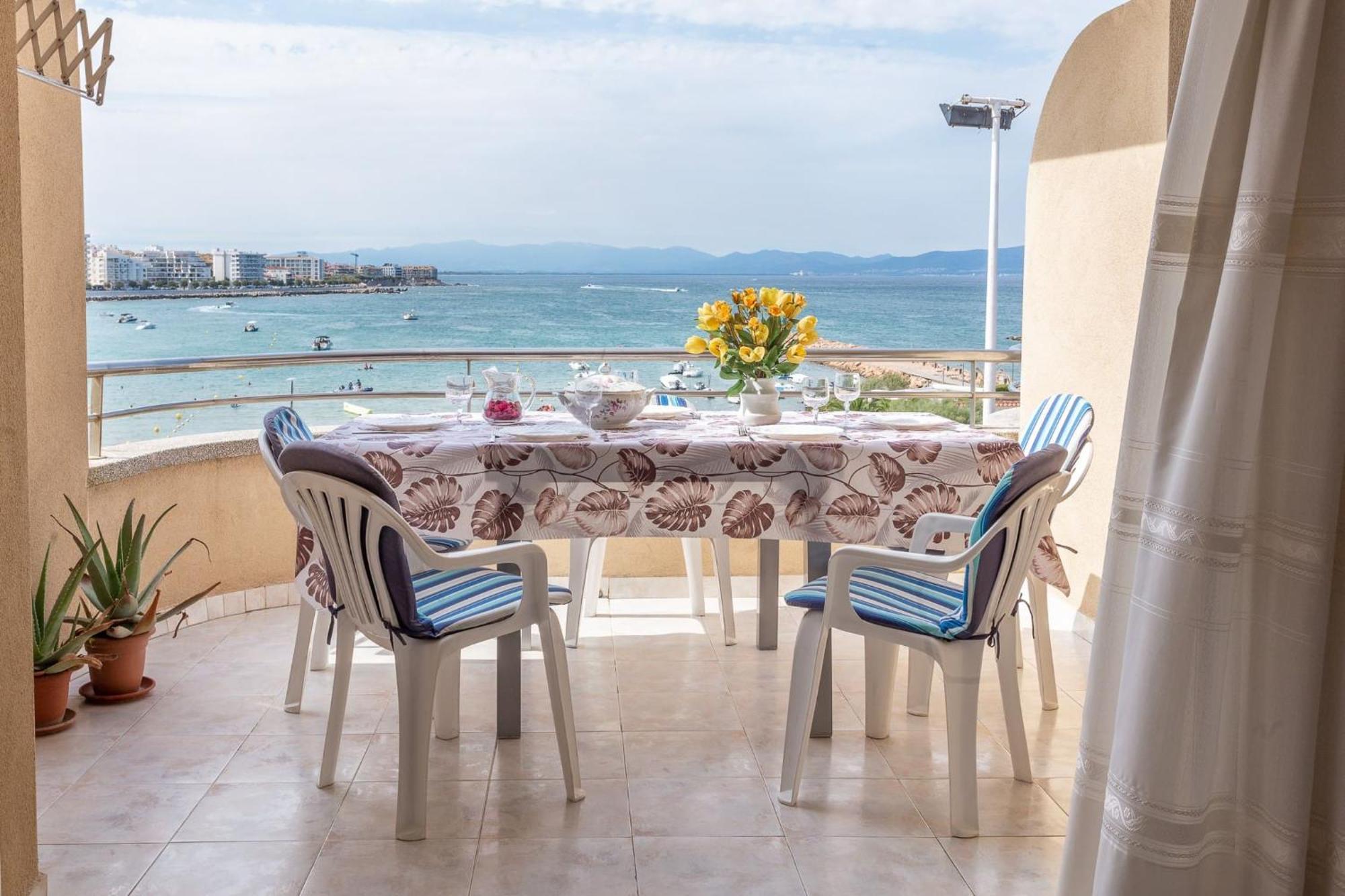L' Escala Passeig Del Mar 아파트 외부 사진